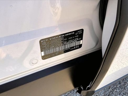 Used 2024 Mitsubishi Outlander SE Black Edition image 34