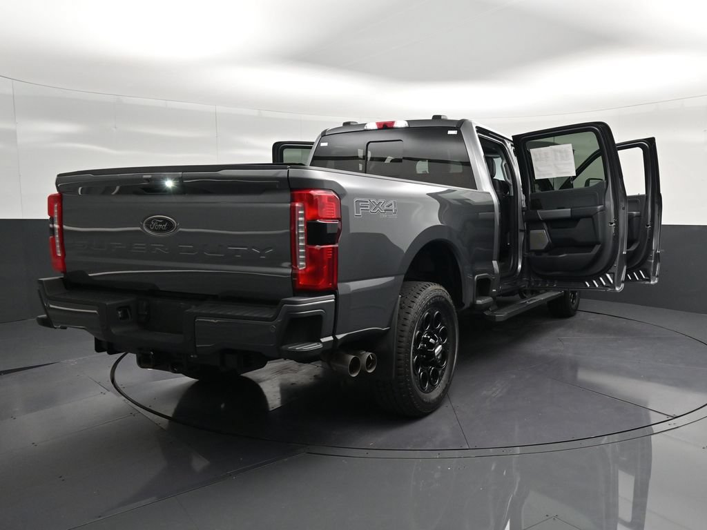 Used 2024 Ford F250 Lariat w/ Lariat Ultimate Package AWD/4WD image 39