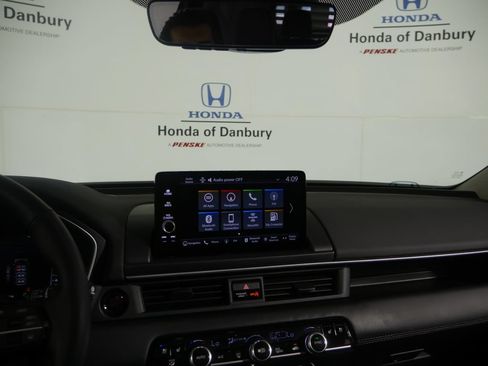Used 2024 Honda Pilot Elite image 17