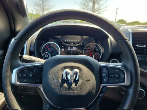 New 2026 RAM 1500 Express AWD/4WD image 16