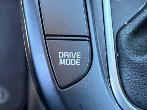 Used 2023 Kia Soul LX w/ Option Group 015 FWD image 30
