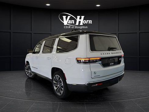 Used 2022 Jeep Grand Wagoneer Series III w/ Rear Seat Video Group 1 AWD/4WD image 5