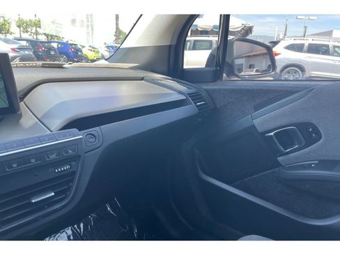 Used 2017 BMW i3 w/ Range Extender RWD image 29