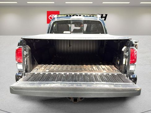 Used 2023 Toyota Tacoma TRD Pro AWD/4WD image 16
