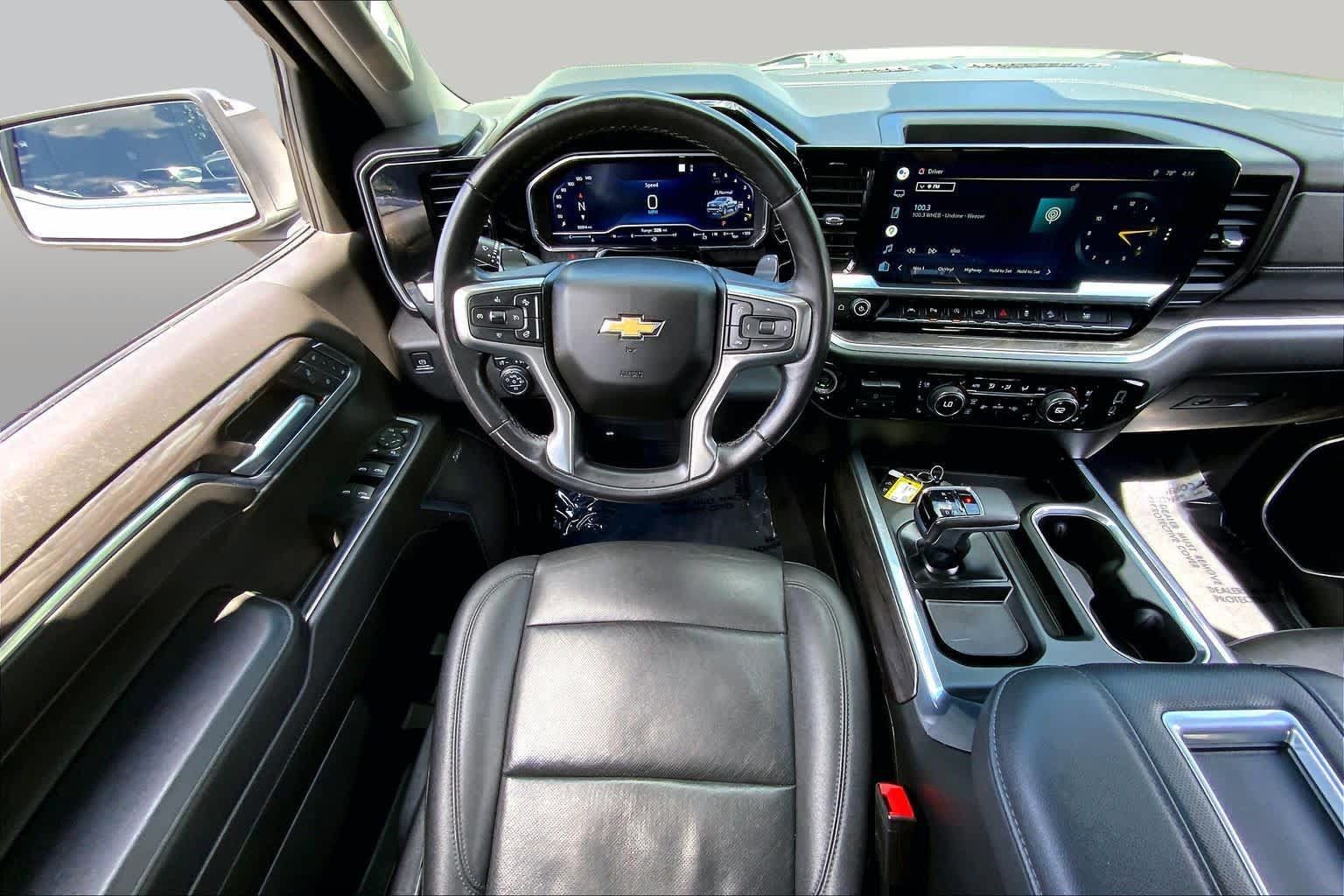 Used 2022 Chevrolet Silverado 1500 LTZ AWD/4WD image 6