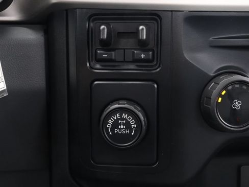 Used 2023 Ford F250 XL w/ XL Driver Assist Package RWD image 16