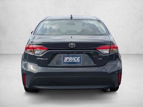 Used 2025 Toyota Corolla LE image 6