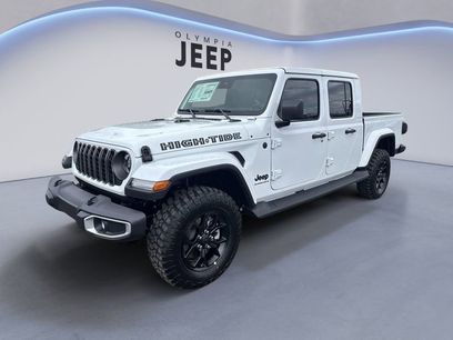 New 2025 Jeep Gladiator Sport