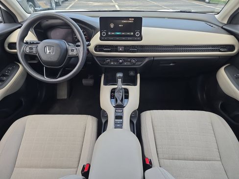 Certified 2023 Honda HR-V LX image 9