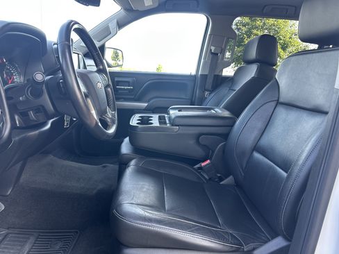Used 2018 Chevrolet Silverado 1500 LT w/ All Star Edition AWD/4WD image 24