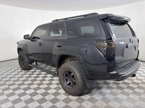 Used 2020 Toyota 4Runner TRD Off-Road Premium w/ Moonroof Package AWD/4WD image 5