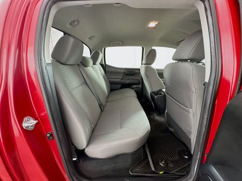 Used 2022 Toyota Tacoma SR image 25