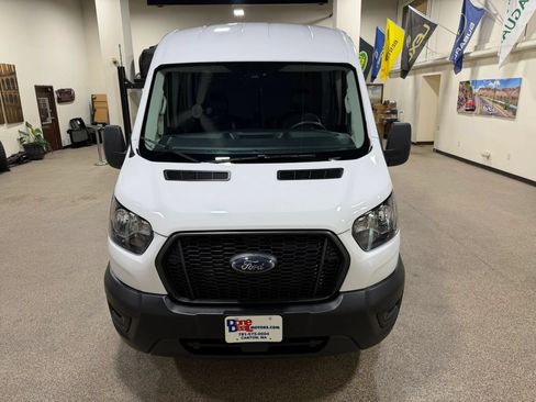 Used 2025 Ford Transit 250 148 Medium Roof RWD image 11