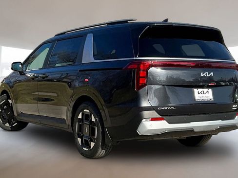 New 2026 Kia Carnival EX image 3