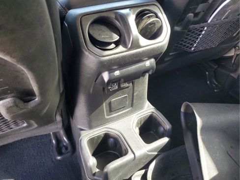 Used 2022 Jeep Gladiator Mojave w/ LED Lighting Group AWD/4WD image 15