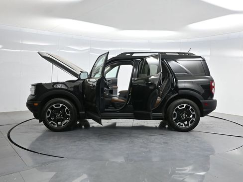 Used 2023 Ford Bronco Sport Outer Banks w/ Tech Package AWD/4WD image 42