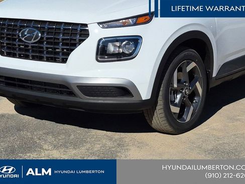 New 2026 Hyundai Venue SEL FWD image 12