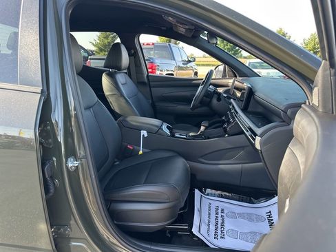 Used 2025 Hyundai Santa Cruz SEL image 23