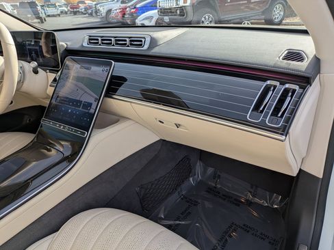 Used 2022 Mercedes-Benz S 500 4MATIC image 33