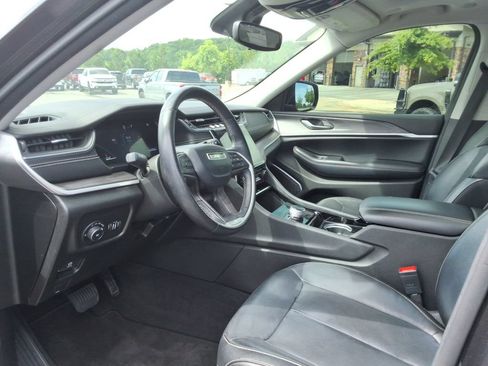 Used 2022 Jeep Grand Cherokee L Limited AWD/4WD image 22