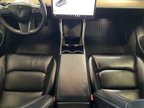 Used 2019 Tesla Model 3 Long Range image 19
