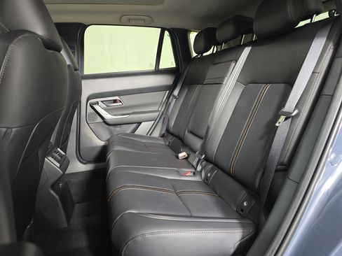 Certified 2025 MAZDA CX-50 2.5 Hybrid w/ Premium Plus Pkg image 12