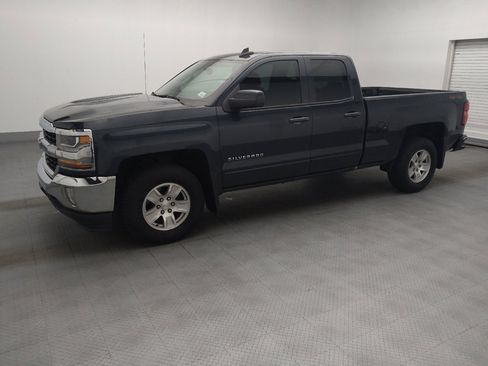 Used 2017 Chevrolet Silverado 1500 LT w/ All Star Edition AWD/4WD image 2