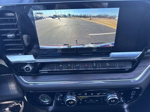 Certified 2024 GMC Sierra 1500 SLT w/ SLT Premium Package image 17