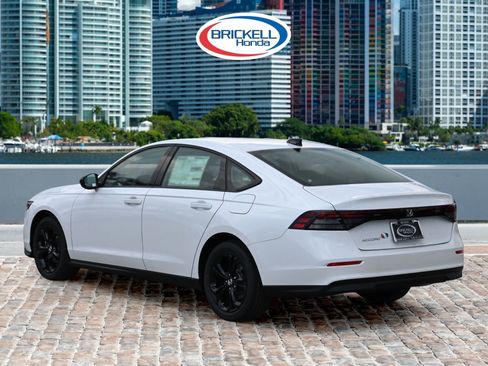 New 2025 Honda Accord SE image 7