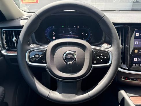 New 2025 Volvo V60 B5 Cross Country Plus w/ Protection Package Premier image 15
