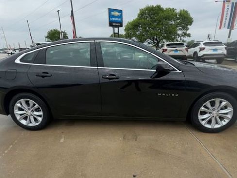 Used 2025 Chevrolet Malibu LT image 9