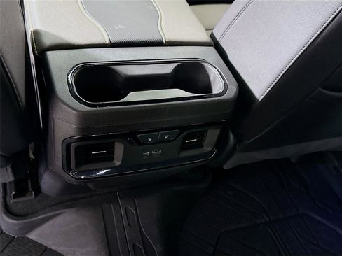 Used 2025 Chevrolet Silverado 1500 ZR2 w/ Technology Package image 19