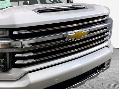 Used 2021 Chevrolet Silverado 3500 High Country AWD/4WD image 30