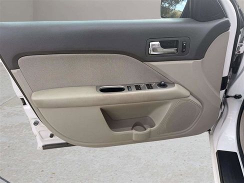 Used 2011 Ford Fusion Hybrid image 14