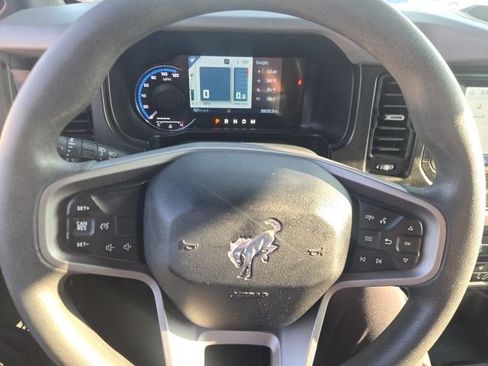 Used 2022 Ford Bronco 2-Door AWD/4WD image 9