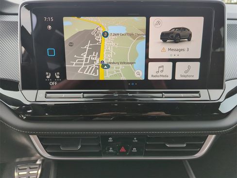 New 2026 Volkswagen Atlas Cross Sport SEL R-Line image 31