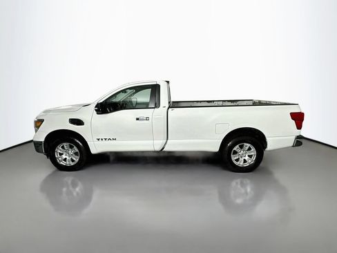 Used 2017 Nissan Titan SV AWD/4WD image 4