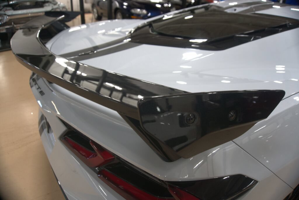 Used 2020 Chevrolet Corvette Stingray Premium Cpe w/ 3LT Preferred Equipment Group RWD image 24