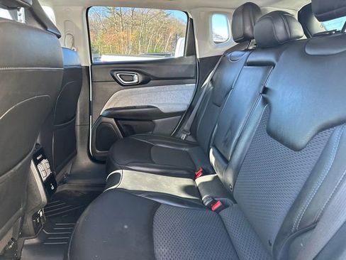 Used 2022 Jeep Compass Latitude w/ Convenience Group image 18