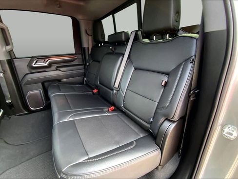 Used 2025 GMC Sierra 2500 Denali w/ Denali Reserve Package AWD/4WD image 19