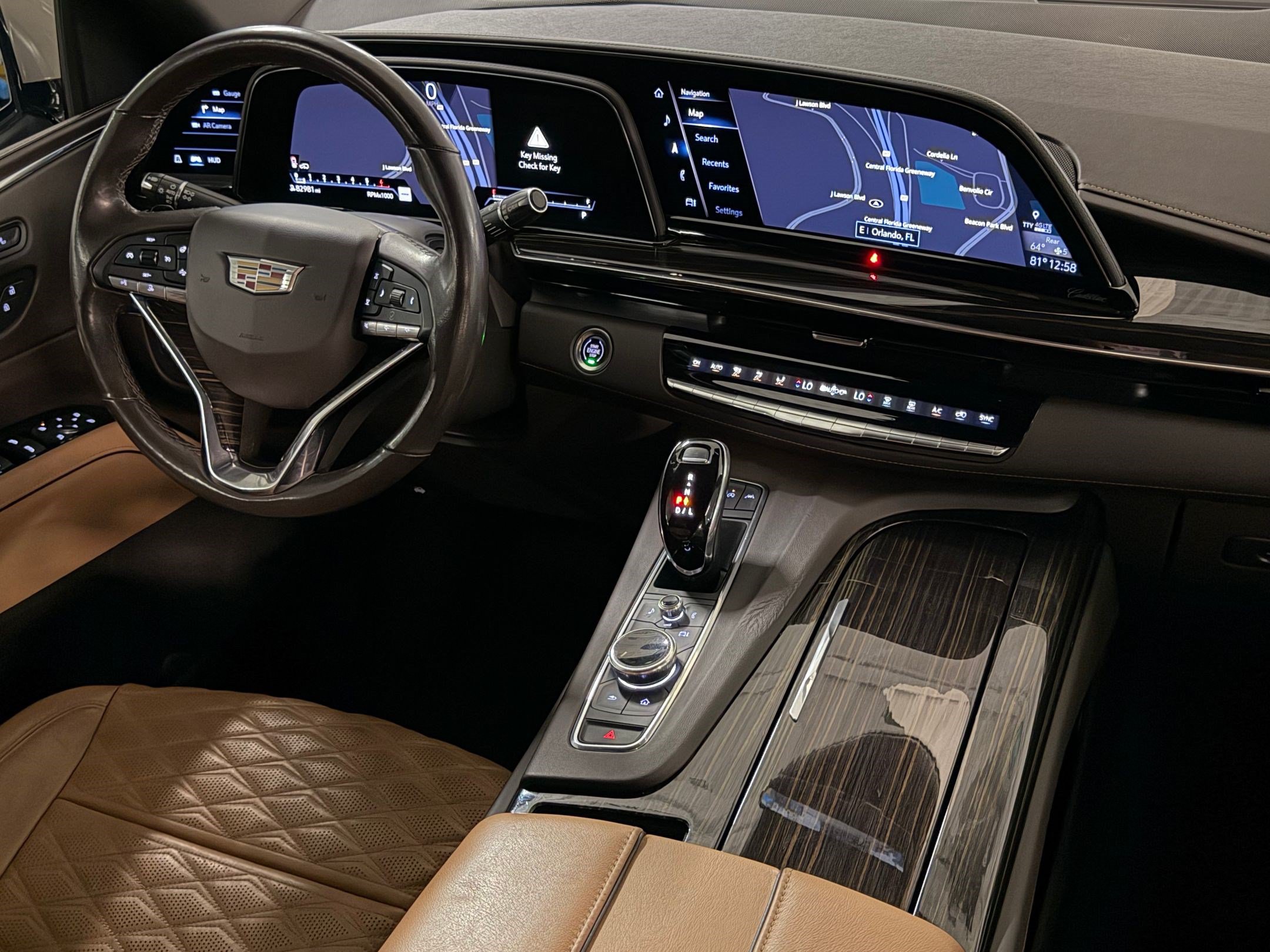Used 2021 Cadillac Escalade ESV Premium Luxury w/ Driver Assist Tech Package AWD/4WD image 14