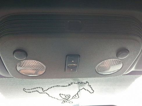 Used 2014 Ford Mustang Convertible RWD image 28