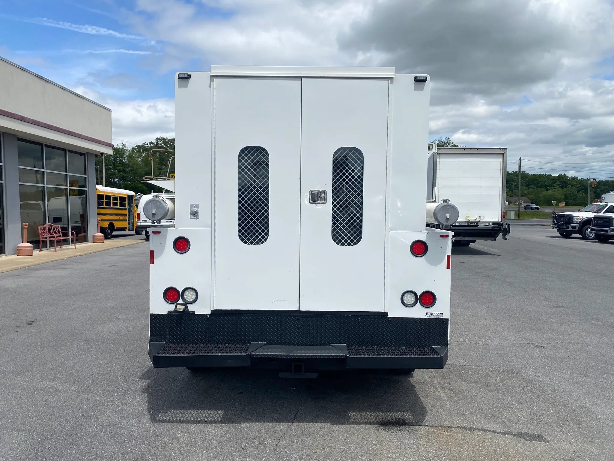 Used 2014 Ford F450 XL w/ Power Equipment Group RWD image 6