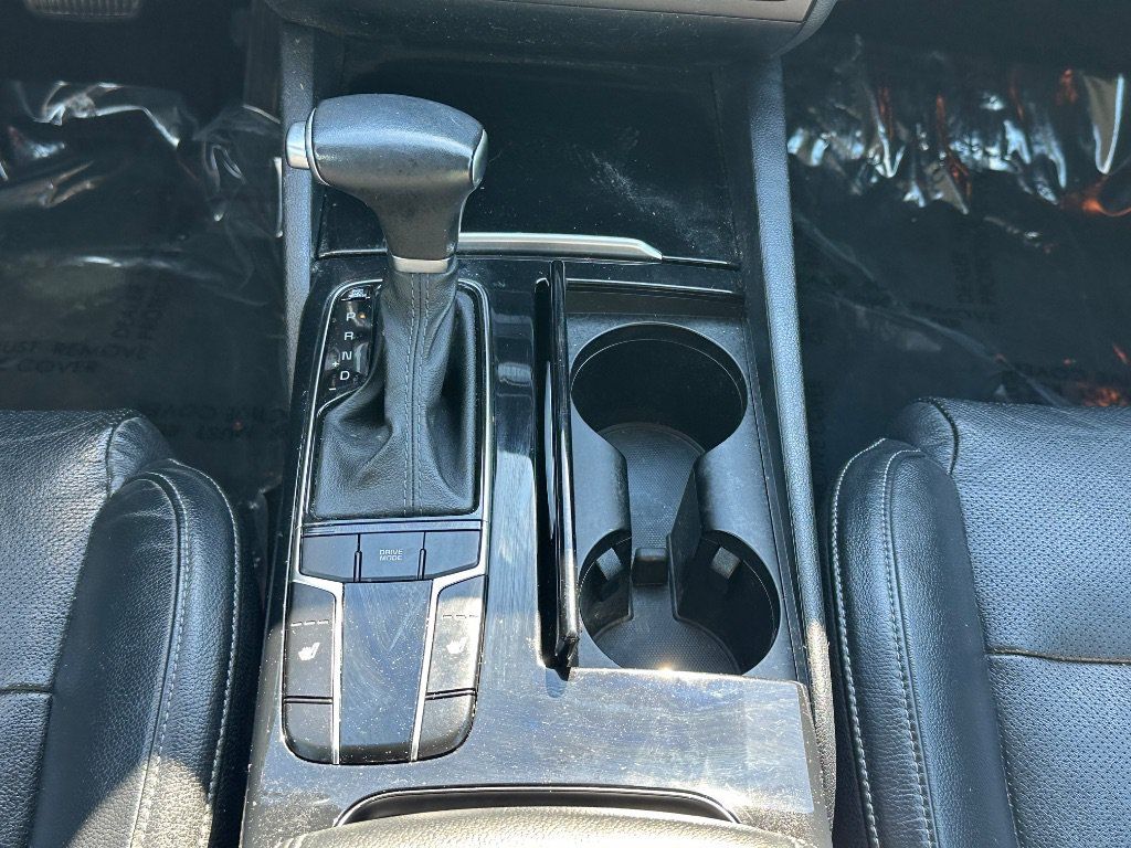 Used 2019 Kia Cadenza Premium FWD image 32