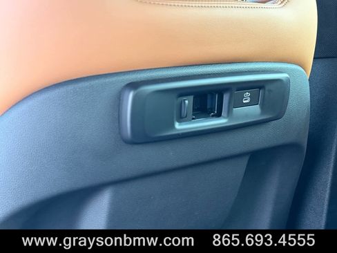 Used 2023 BMW X6 xDrive40i w/ Premium Package image 15