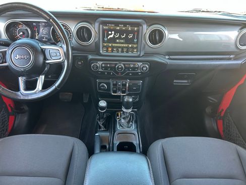 Used 2023 Jeep Wrangler Unlimited Sahara w/ Cold Weather Group AWD/4WD image 16