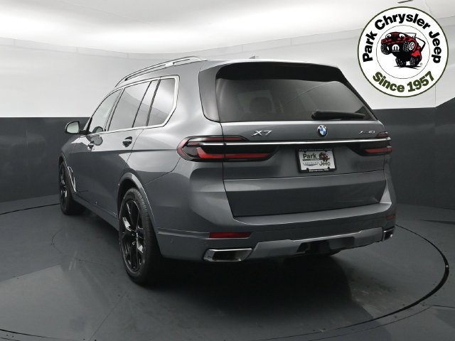 Used 2025 BMW X7 xDrive40i w/ Executive Package AWD/4WD image 4