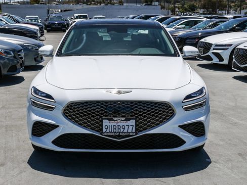 Used 2026 Genesis G70 2.5T Prestige RWD image 2