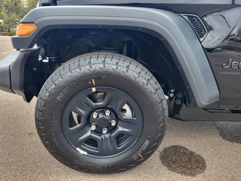 New 2026 Jeep Wrangler Unlimited Sport AWD/4WD image 9