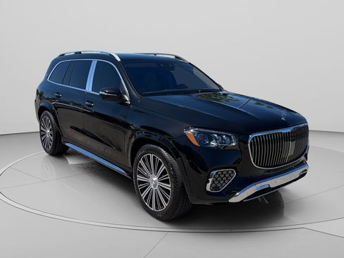 Used 2026 Mercedes-Benz Maybach GLS 600 4MATIC image 7